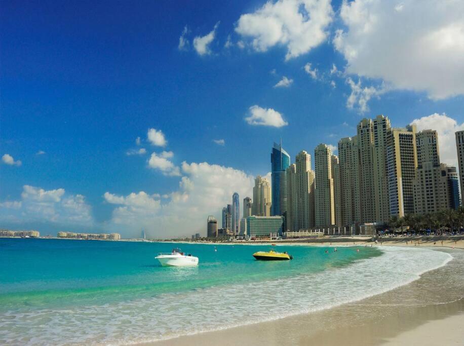 La Buena Vida Holiday Homes - Beach Front Very Spacious, Luxe And Modern 3 Bedroom With Full Kitchen In Jbr , 3 Min To The Jbr Beach Dubai Marina And Tram Station Экстерьер фото